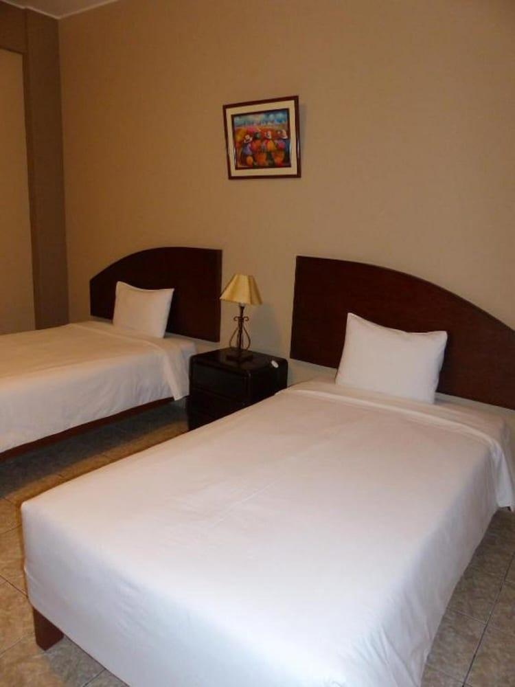 Suites Larco 656 Miraflores リマ エクステリア 写真